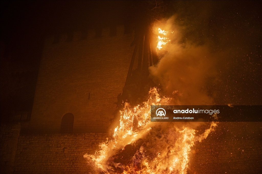 İspanya'nın Morella kentinde geleneksel Sant Antoni Festivali kutlandı
