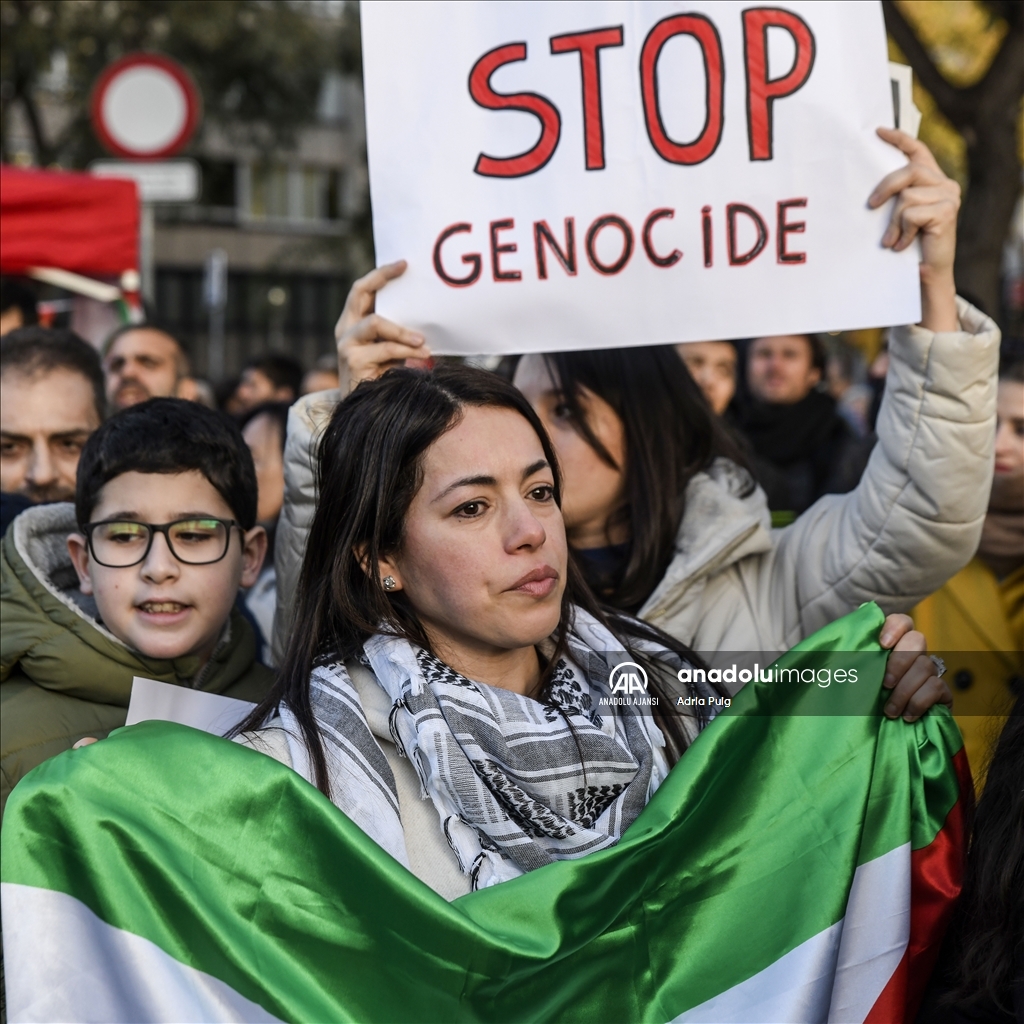 İspanya'da Filistin'e destek gösterisi düzenlendi