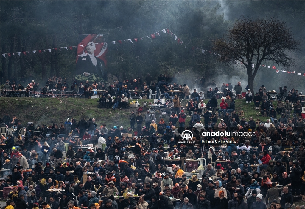 42. Efes Selçuk Deve Güreşleri Festivali yapıldı