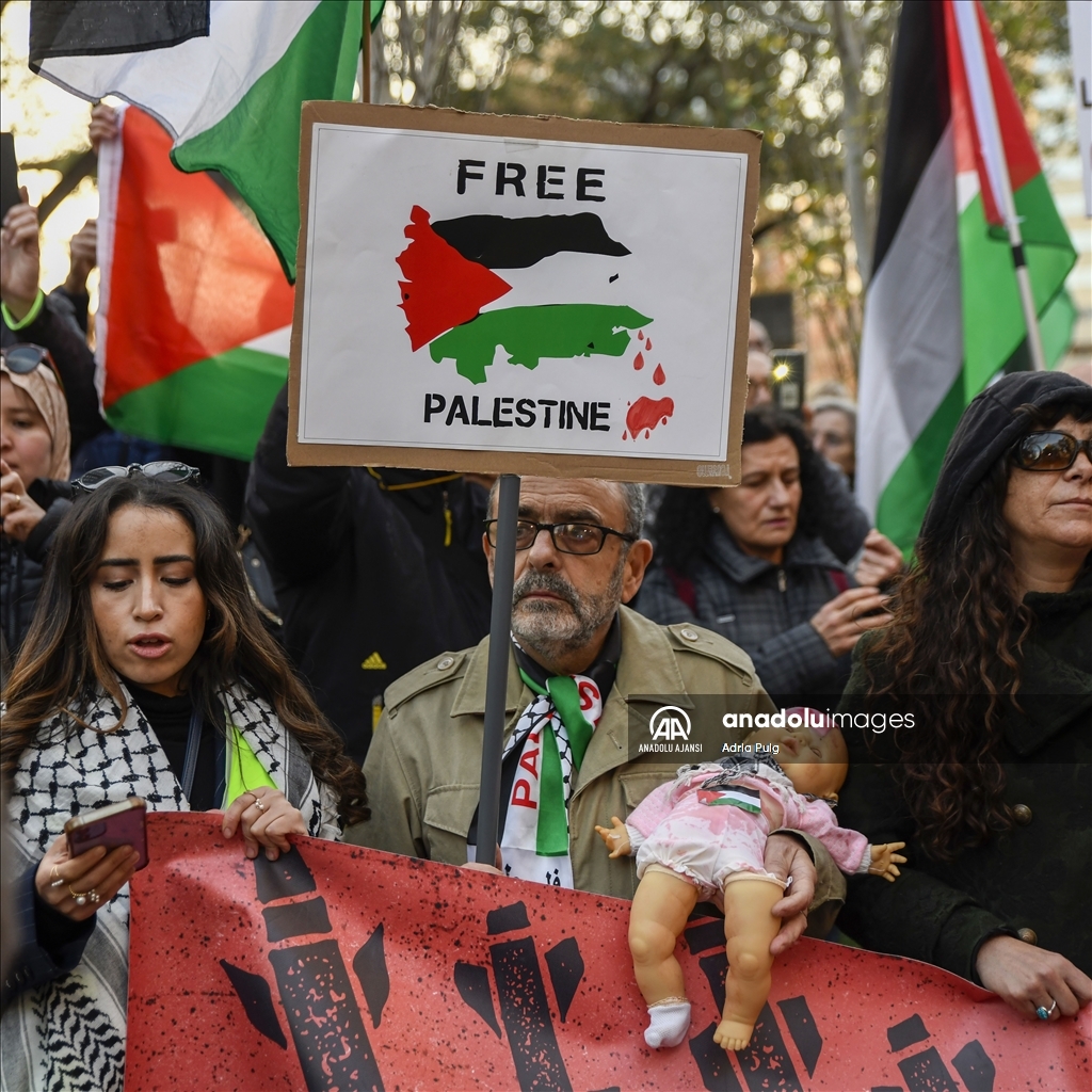 İspanya'da Filistin'e destek gösterisi düzenlendi