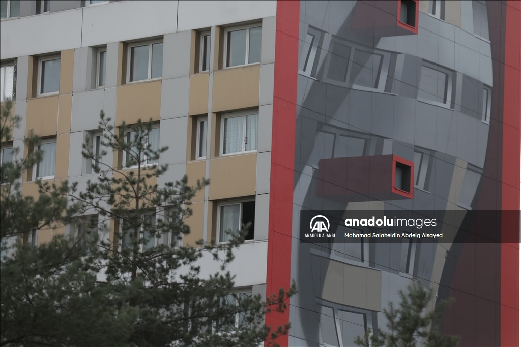 Dünyaca ünlü grafiti sanatçısından yanılsama tekniğiyle çizilen duvar resmi
