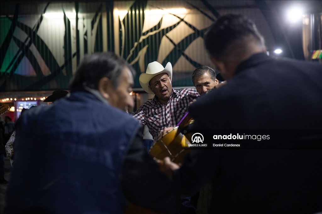 Meksika'nın ilk Mariachi Okulu 'Ollin Yoliztli Garibaldi'