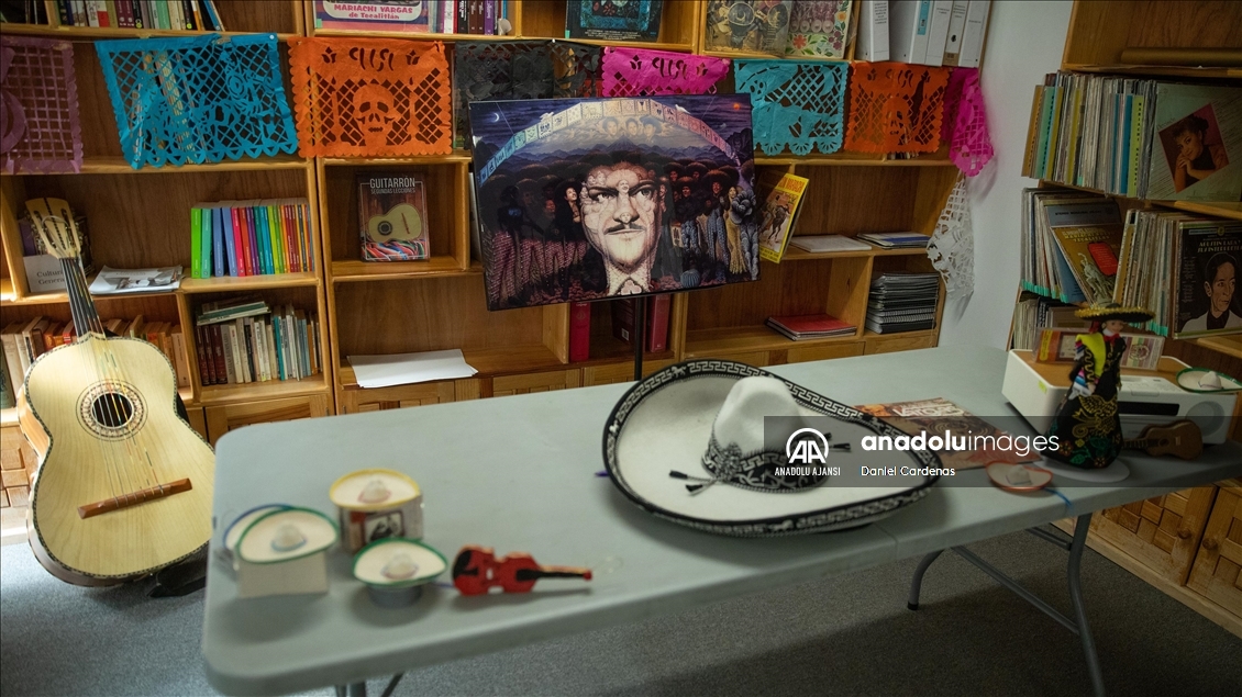 Meksika'nın ilk Mariachi Okulu 'Ollin Yoliztli Garibaldi'