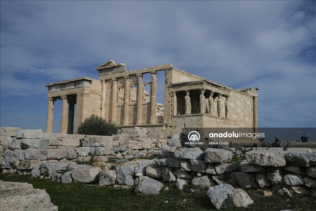 Atina'nın tarihi ve turistik mekanları