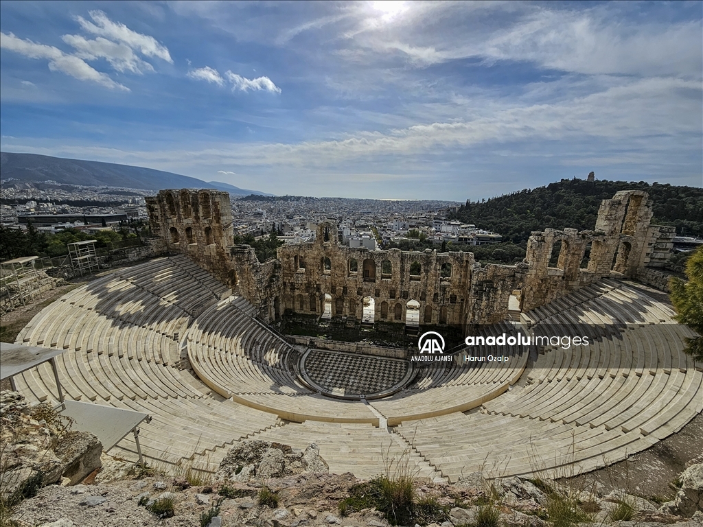 Atina'nın tarihi ve turistik mekanları