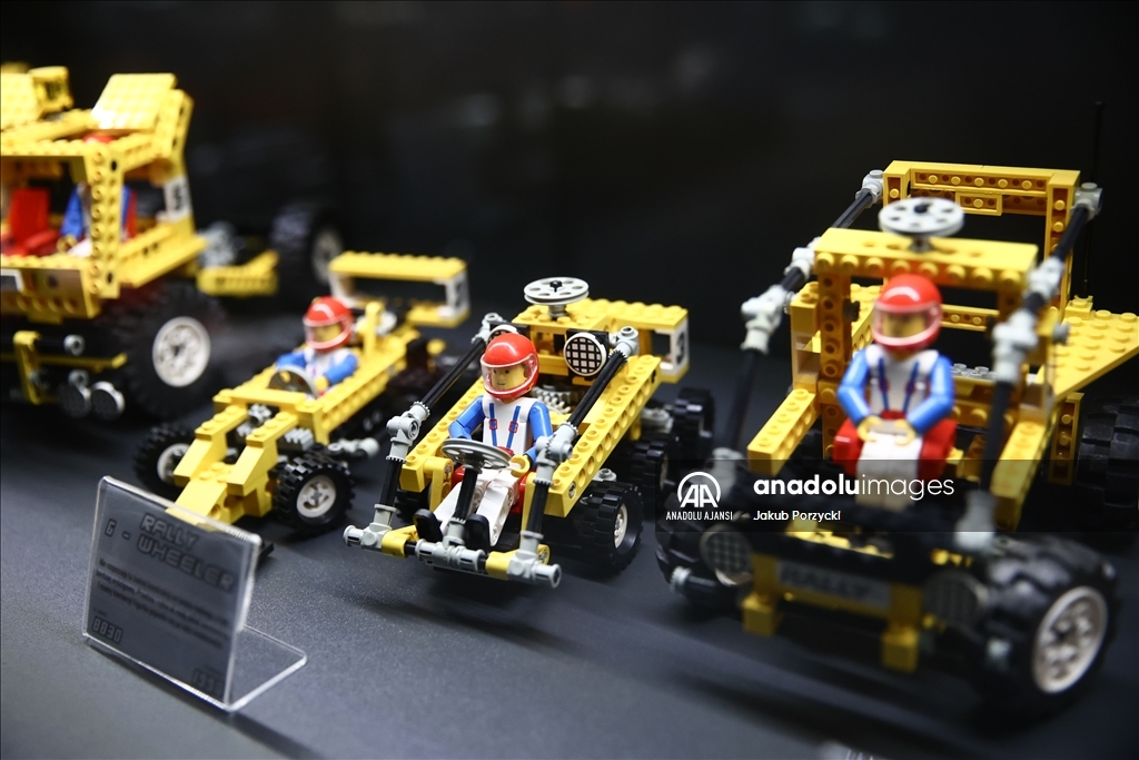 Krakow'da Dünya Lego Günü kapsamında özel Lego sergisi düzenlendi