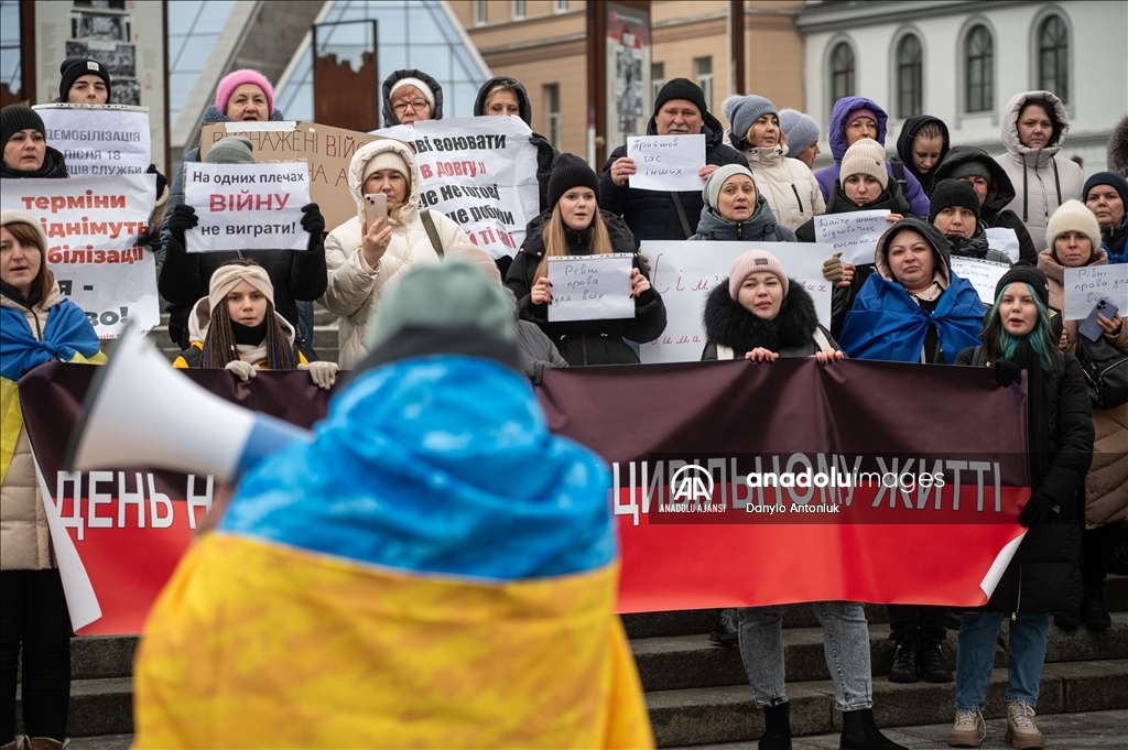 Kiev'de terhis yasasının kabulünü talep eden gösteri düzenlendi