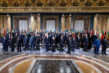 Kais Saied prend part à un dîner à Rome organisé en l'honneur des participants au Sommet Italie-Afrique