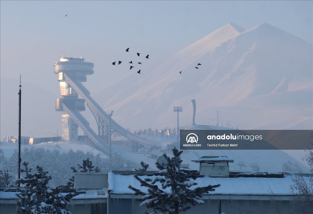 Erzurum'da dondurucu soğuklar hâkim