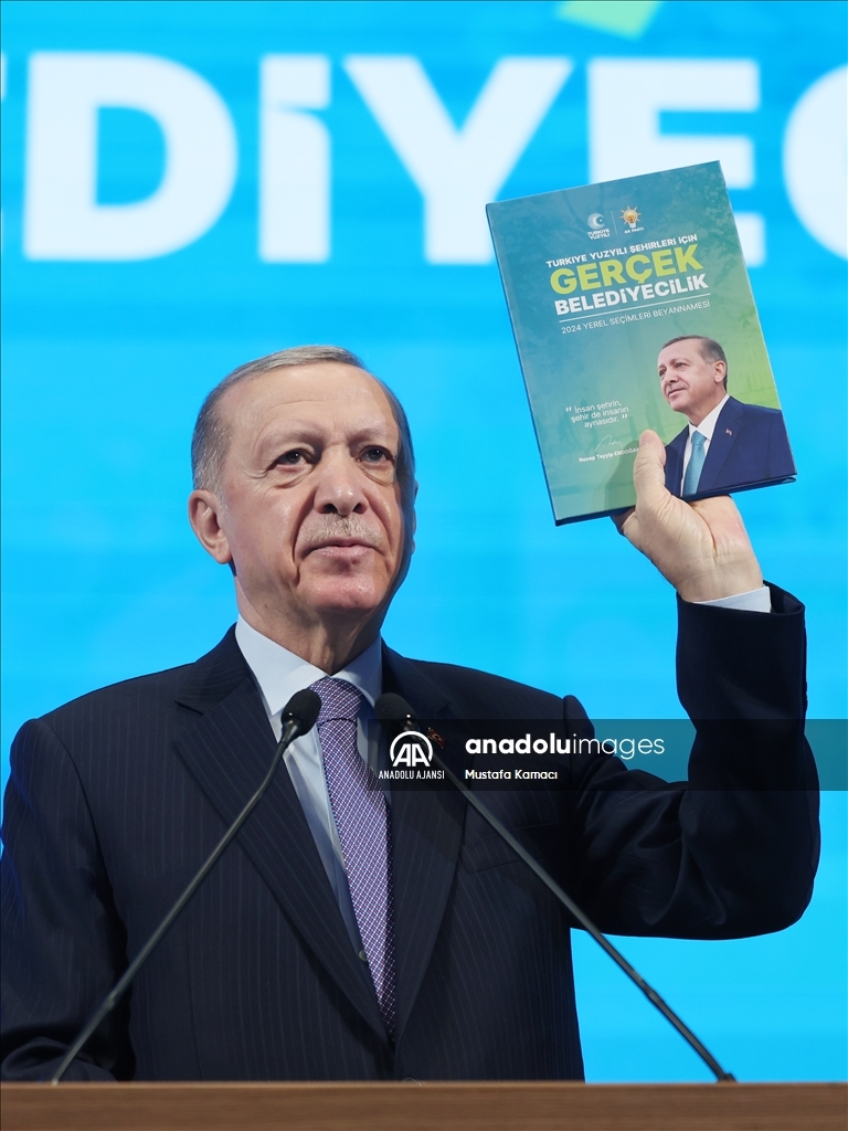 Cumhurbaşkanı Erdoğan, AK Parti Kongre Merkezi'nin açılışını yaptı