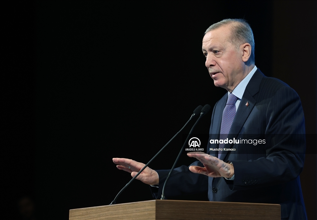 Cumhurbaşkanı Erdoğan, AK Parti Kongre Merkezi'nin açılışını yaptı