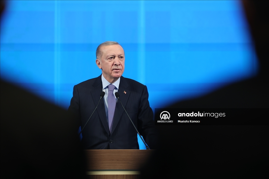 Cumhurbaşkanı Erdoğan, AK Parti Kongre Merkezi'nin açılışını yaptı