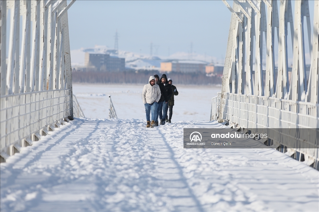 Kars'ta soğuk hava etkili oldu
