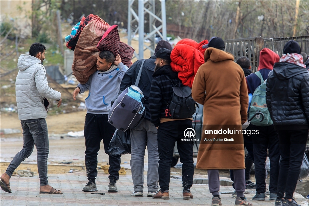 İsrail ordusu, Han Yunus'taki bazı bölgelerden çekildi