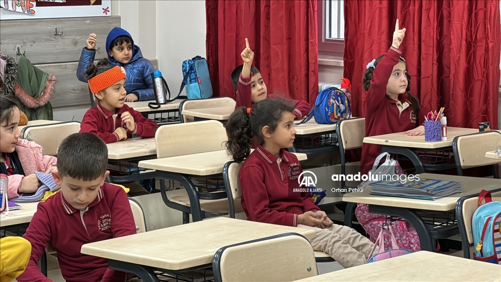 Okullarda yarı yıl tatili sonrası ilk ders zili çaldı