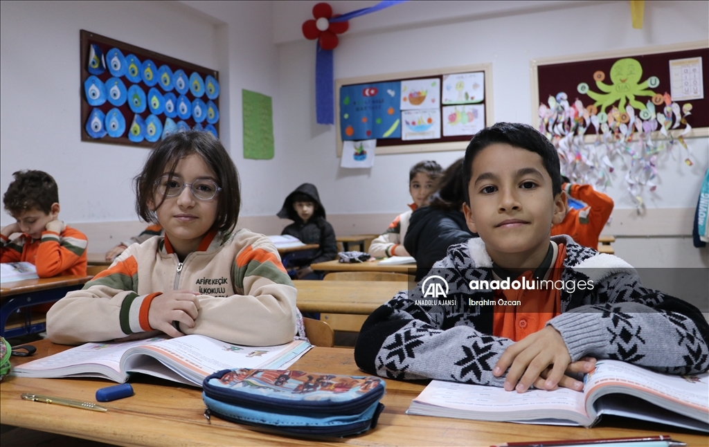 Okullarda yarıyıl tatili sonrası ilk ders zili çaldı