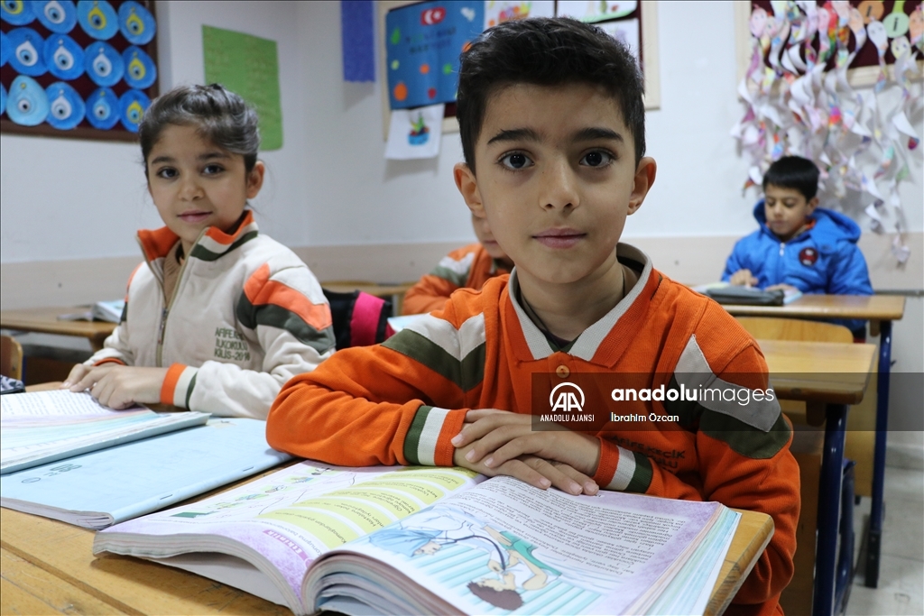 Okullarda yarıyıl tatili sonrası ilk ders zili çaldı