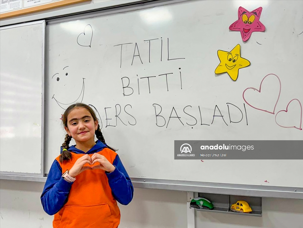 Okullarda yarıyıl tatili sonrası ilk ders zili çaldı