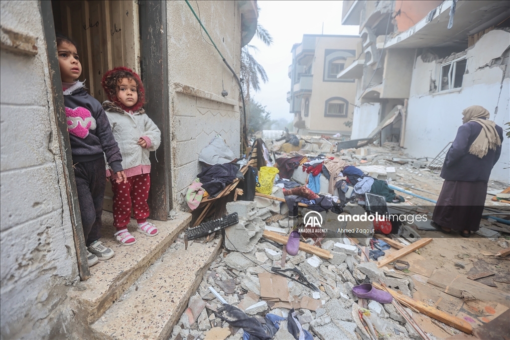 Israeli attacks continue in Gaza 