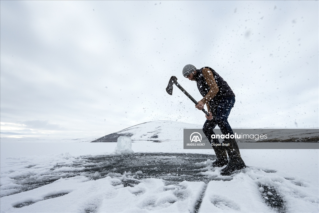 الشرق التركي.. صيد السمك على "طريقة الإسكيمو"