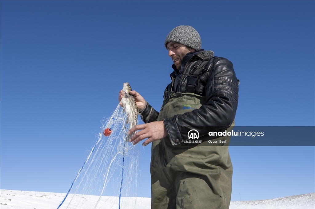 الشرق التركي.. صيد السمك على "طريقة الإسكيمو"