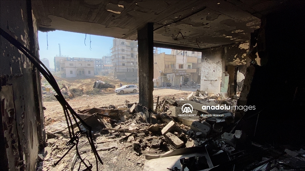 Destruction in Gaza City after Israeli forces withdrew 