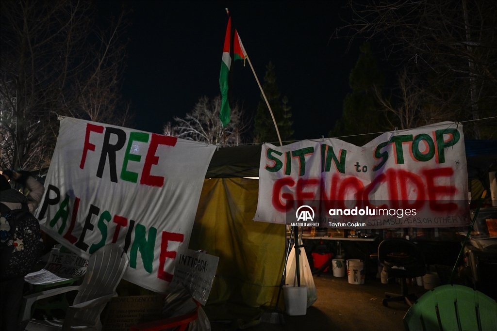 Demonstration against ban on Stanford student sit-ins in California 