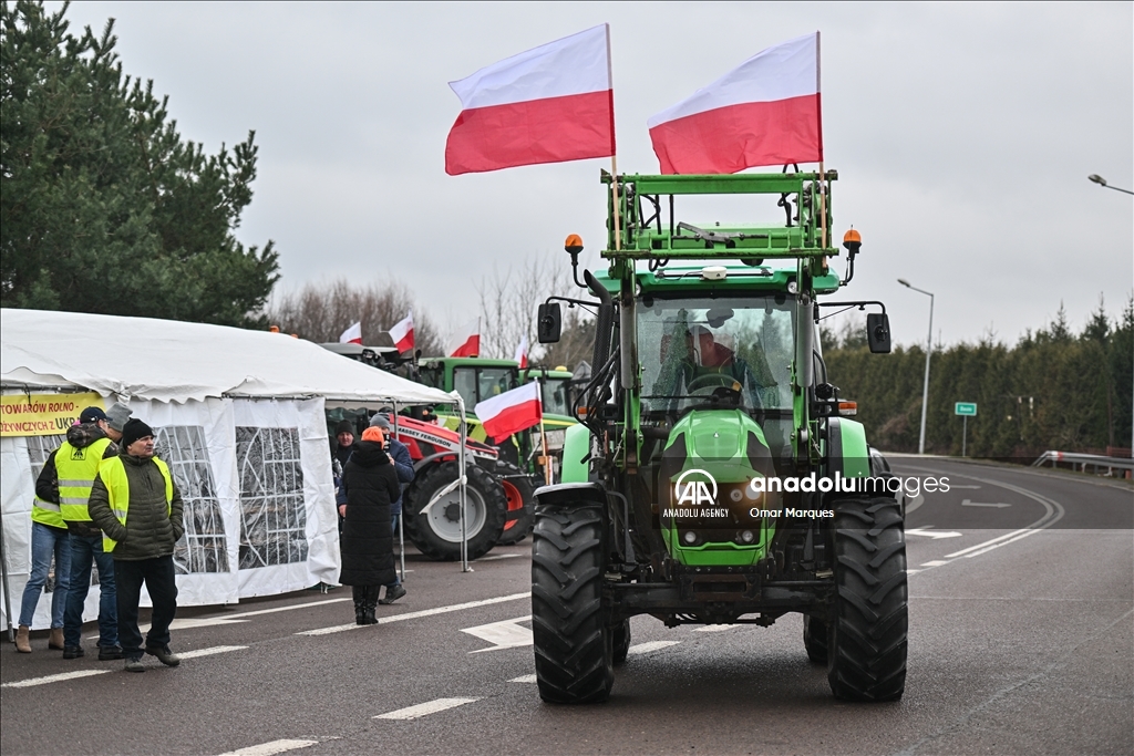 Польские фермеры заблокировали границу с Украиной