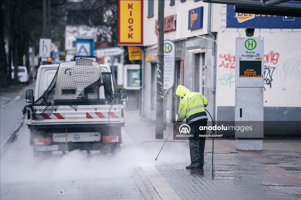 Dortmund'da toplu taşıma çalışanları bir günlük greve gitti