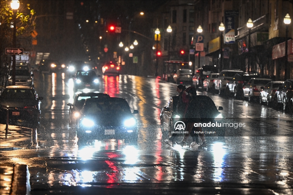 San Francisco Körfez Bölgesi'nde fırtına etkili oldu
