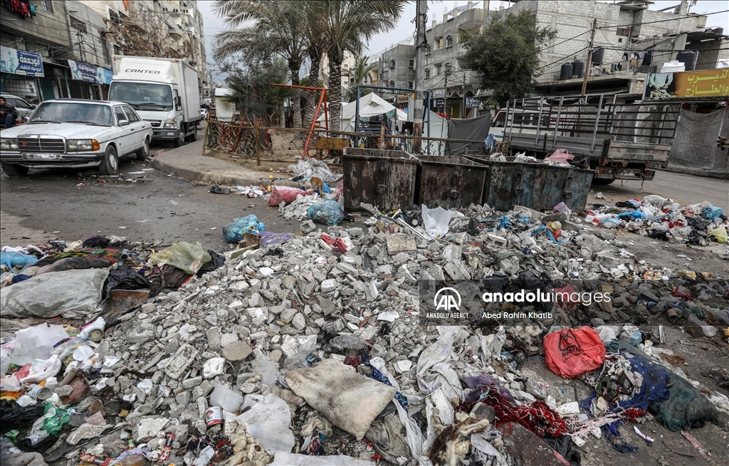 Gomile smeća na ulicama Gaze predstavljaju opasnost po zdravlje ljudi