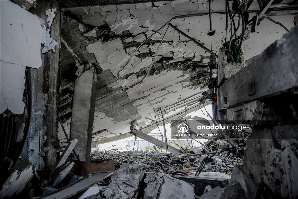Israel demolishes the house of Palestinian leader Arafat in Gaza