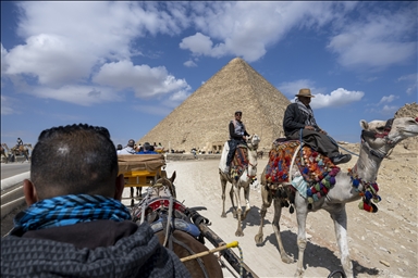 Tourist attraction in Egypt: Pyramids of Giza