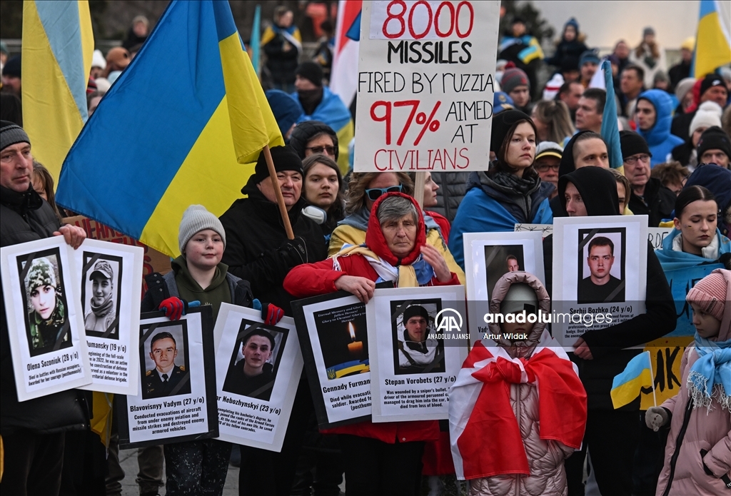 Kanada'da Ukrayna'ya destek gösterisi düzenlendi