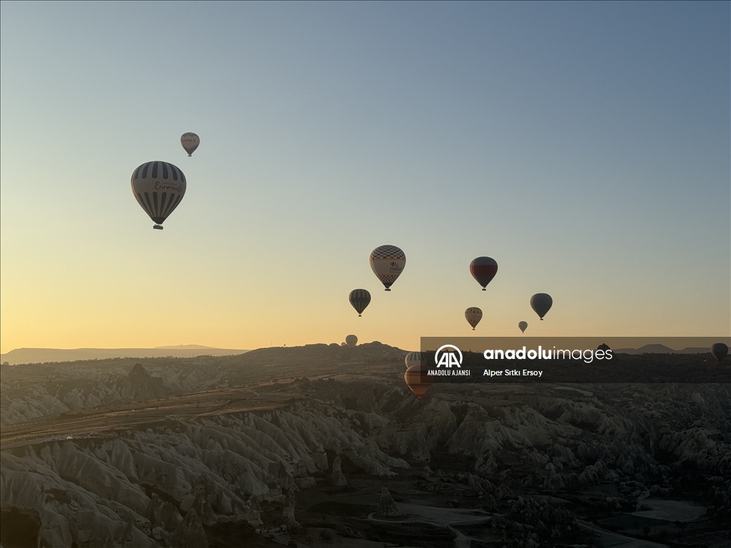 Göreme’de gökyüzü her mevsim rengarenk