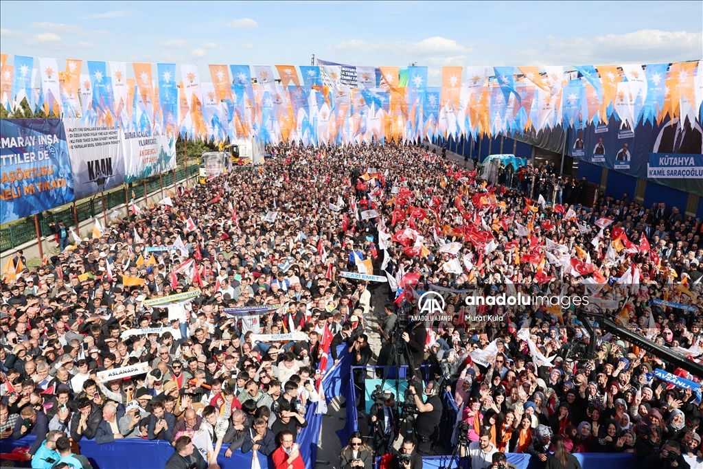 Cumhurbaşkanı Erdoğan, partisinin Kütahya mitingine katıldı