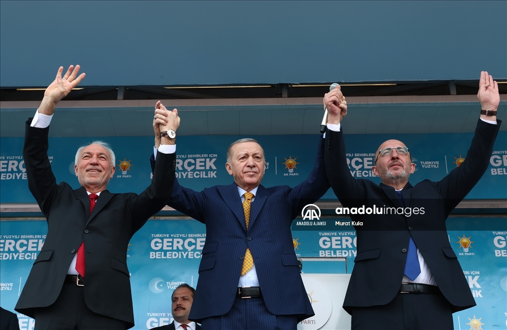 Cumhurbaşkanı Erdoğan, partisinin Kütahya mitingine katıldı