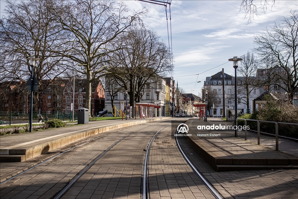 Almanya'da toplu taşıma çalışanları iki günlük greve gitti
