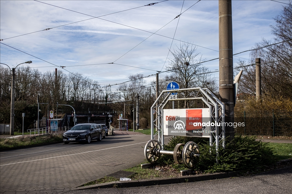 Almanya'da toplu taşıma çalışanları iki günlük greve gitti