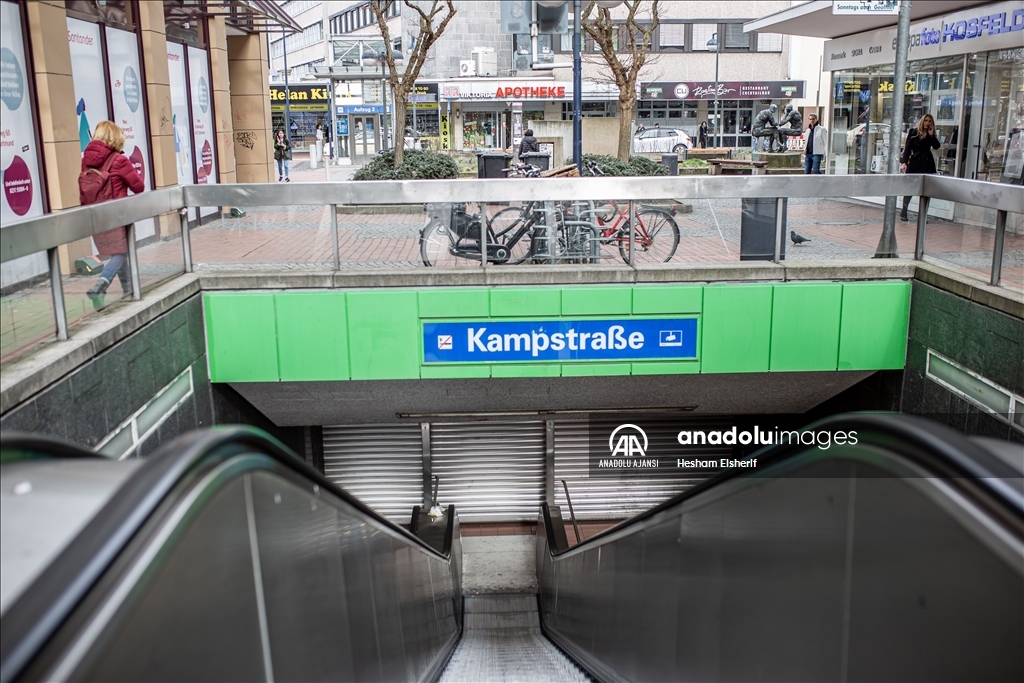 Almanya'da toplu taşıma çalışanları iki günlük greve gitti