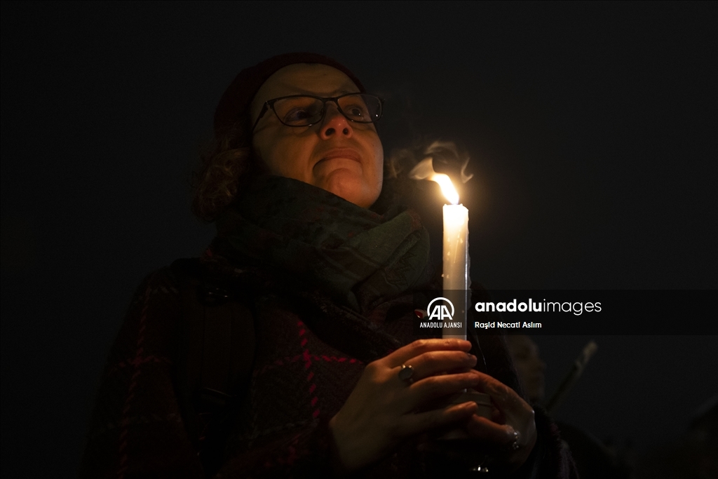 İsrail'i protesto için kendini yakan ABD askeri Londra'da anıldı