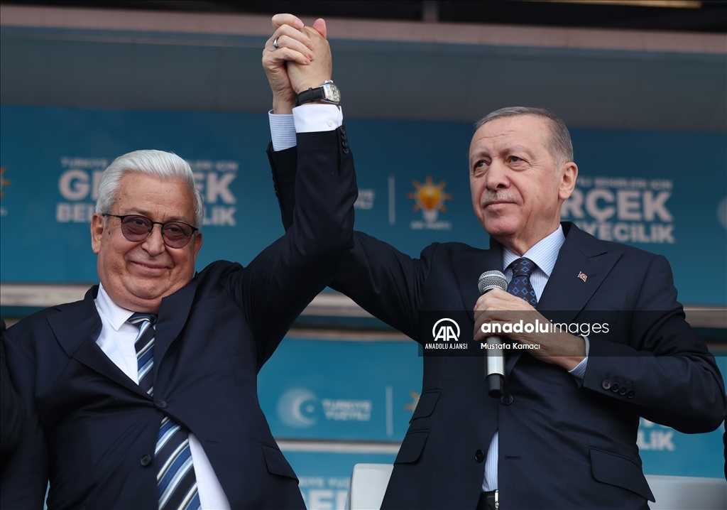 Cumhurbaşkanı ve AK Parti Genel Başkanı Erdoğan, Antalya mitingine katıldı