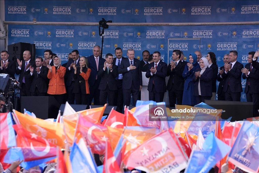 Cumhurbaşkanı Erdoğan, Antalya'da