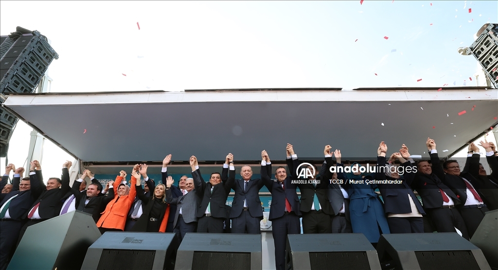 Cumhurbaşkanı ve AK Parti Genel Başkanı Erdoğan, Antalya mitingine katıldı