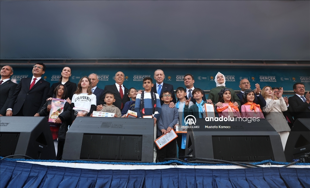 Cumhurbaşkanı Erdoğan, partisinin Muğla mitingine katıldı