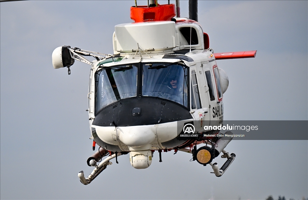 Sahil Güvenliğin kadın pilotları "iki mavi" arasında her an göreve hazır