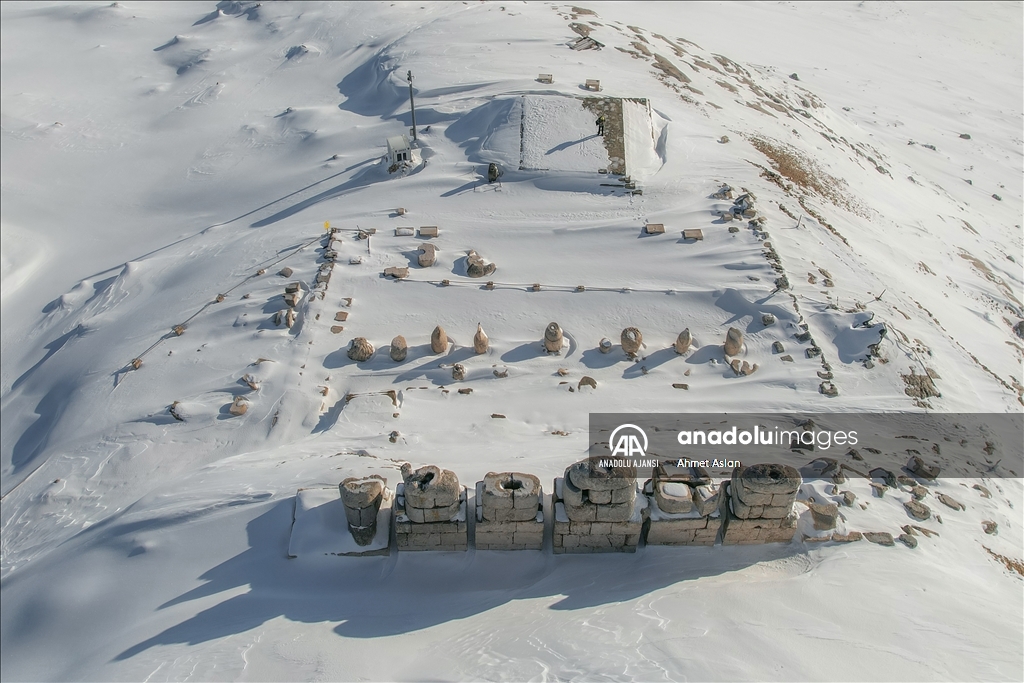 Adıyaman'da, tarihe ışık tutan Nemrut Dağı Ören Yeri
