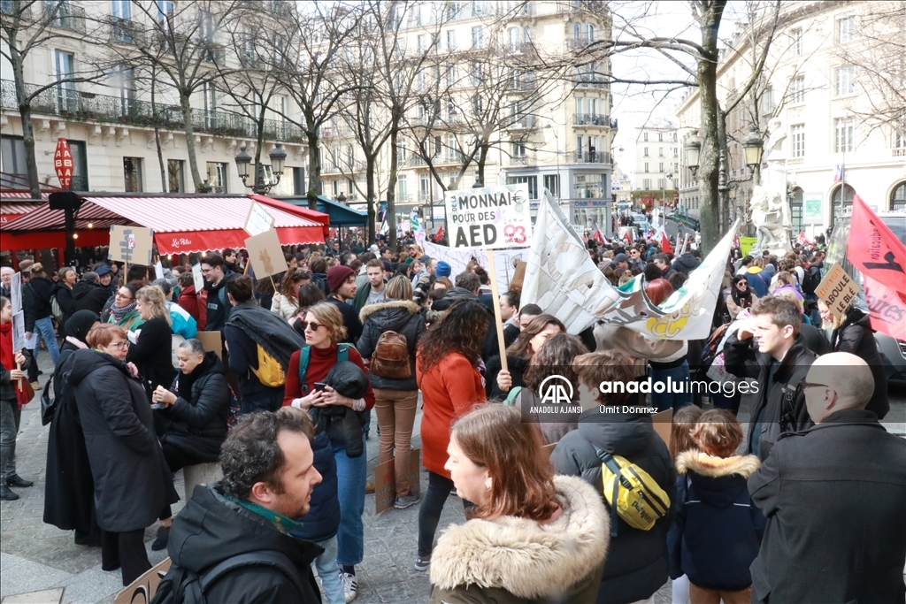 Seine-Saint-Denis'li öğretmenler Fransa'daki "okul ayrımcılığını" protesto etti