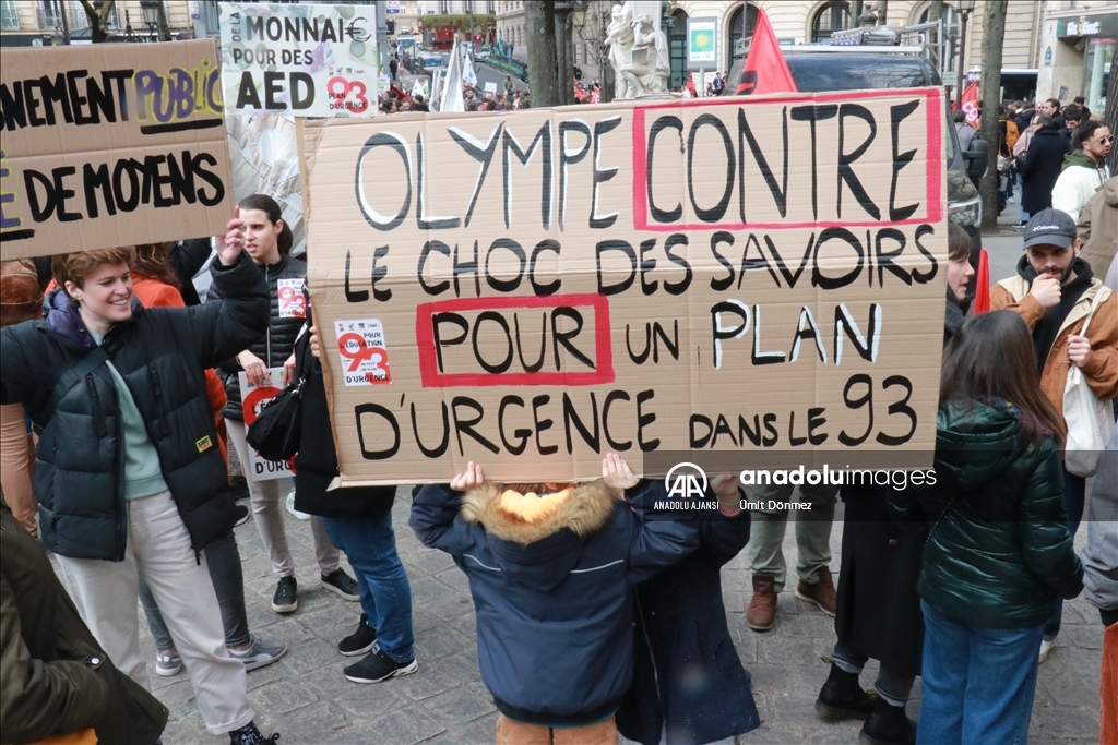 Seine-Saint-Denis'li öğretmenler Fransa'daki "okul ayrımcılığını" protesto etti