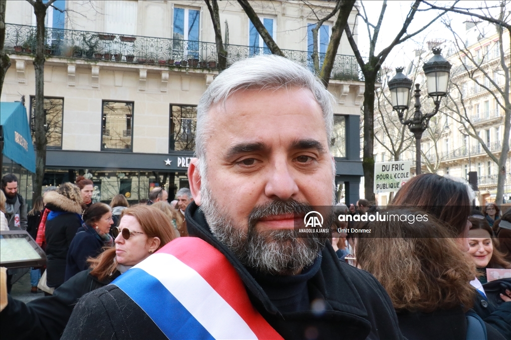 Seine-Saint-Denis'li öğretmenler Fransa'daki "okul ayrımcılığını" protesto etti